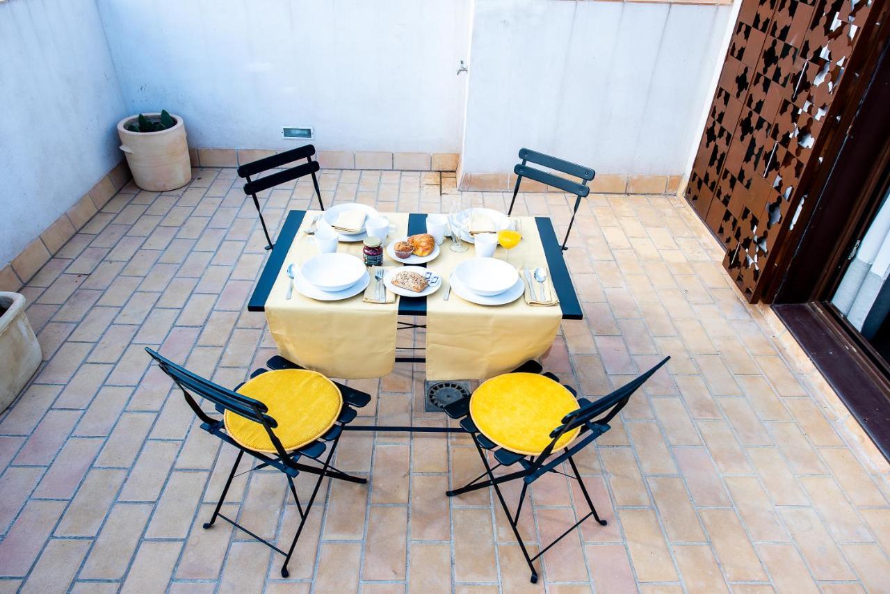 Apartamento Con Terraza En San Luis Daire Sevilla Dış mekan fotoğraf